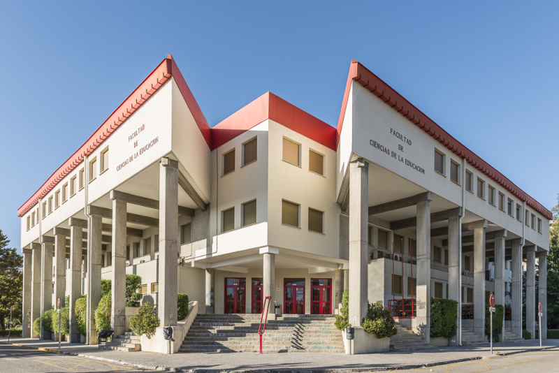 Entrada Facultad Ciencias de la Educación