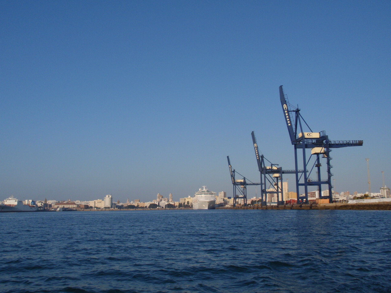 Grua puerto