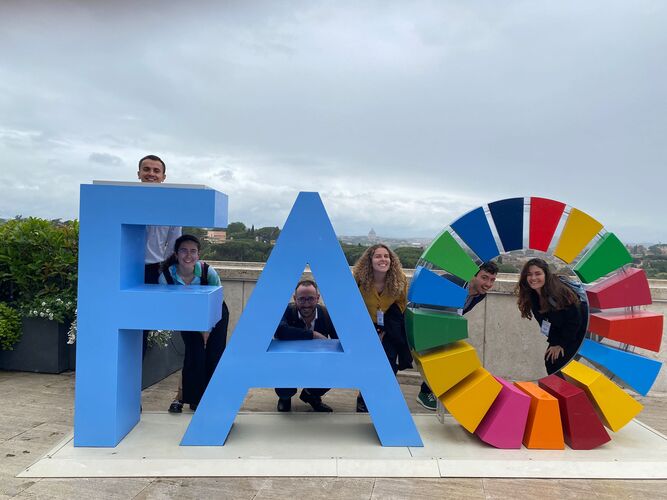 Alumnos en la FAO de Roma