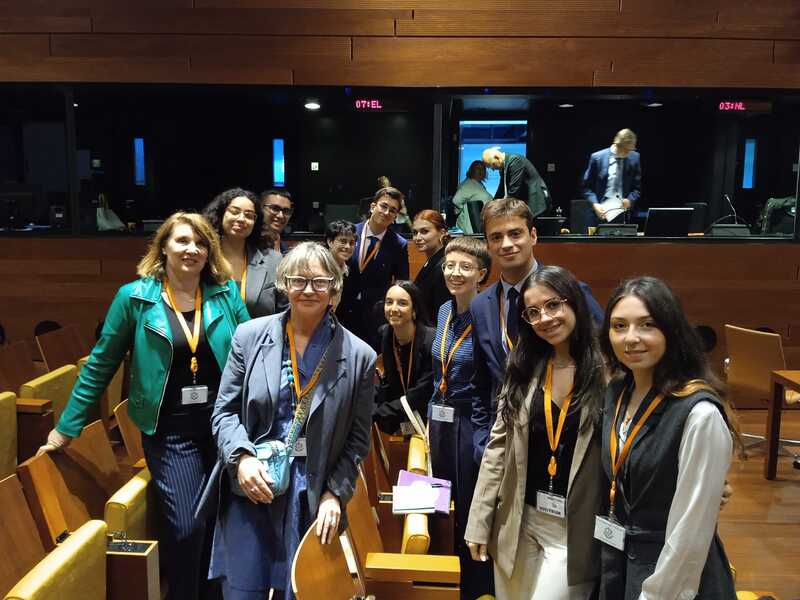 Grupo de alumnos en el TJUE