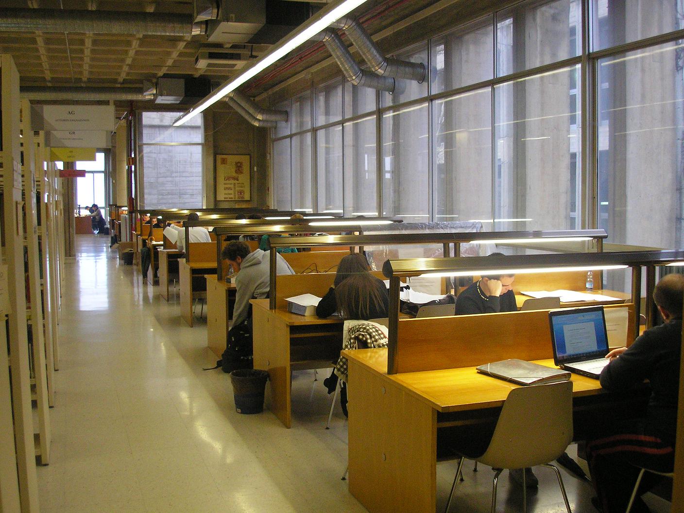 Biblioteca de la Facultad de Filosofía y Letras